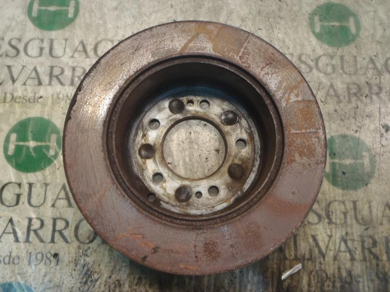 Recambio de disco freno trasero para kia carens (un) emotion referencia OEM IAM 584111D000  