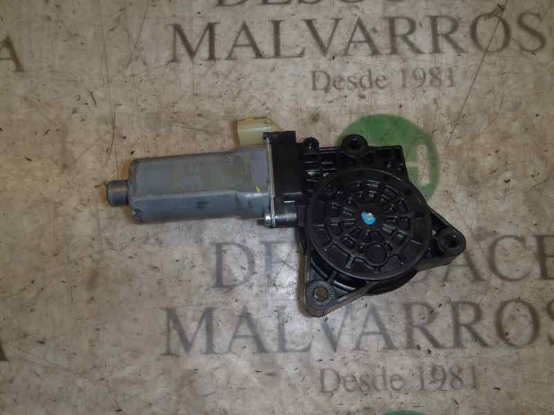 Recambio de motor elevalunas delantero derecho para kia carens (un) emotion referencia OEM IAM 824601D000  