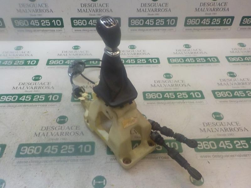 Recambio de palanca cambio para hyundai ix20 1.6 crdi cat referencia OEM IAM 437001K250EQ  