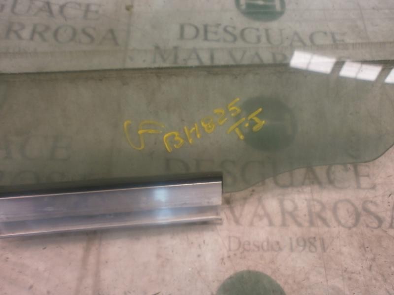 Recambio de cristal puerta trasero izquierdo para opel zafira b enjoy referencia OEM IAM   