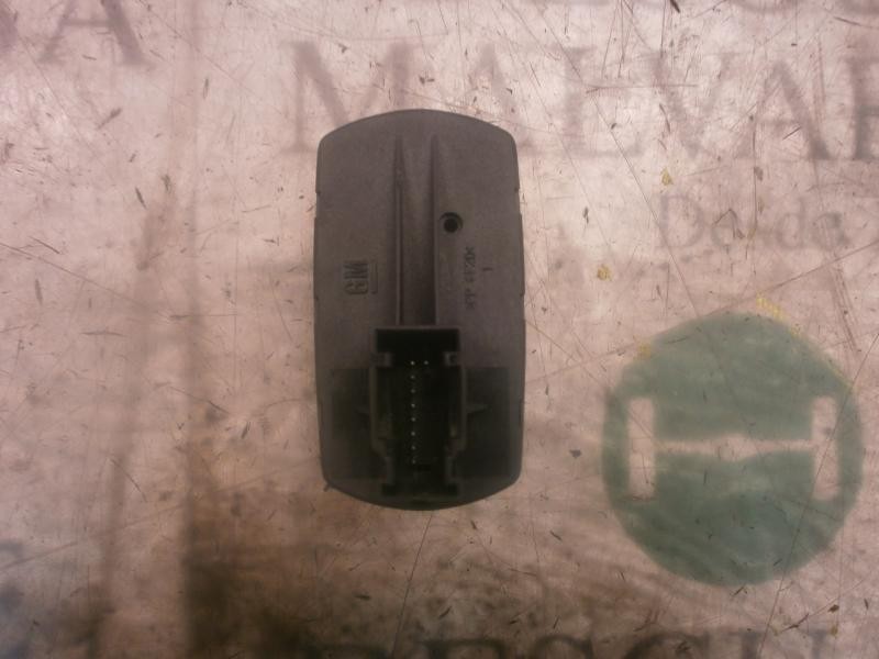 Recambio de mando elevalunas delantero izquierdo para opel corsa d enjoy referencia OEM IAM   