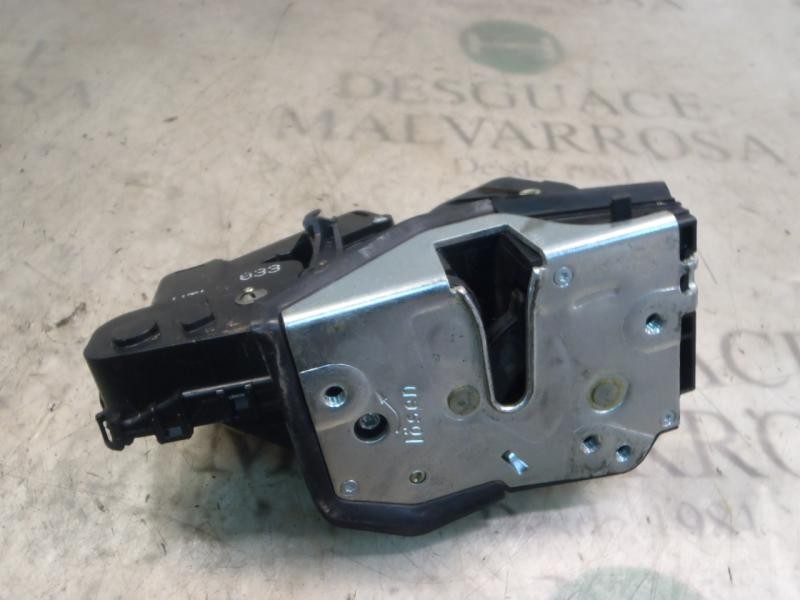 Recambio de cerradura puerta trasera izquierda para bmw serie 3 berlina (e46) 318i referencia OEM IAM 51227011309  