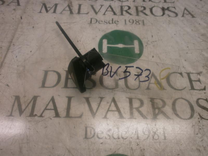 Recambio de warning para ford fiesta (cbk) ambiente referencia OEM IAM   