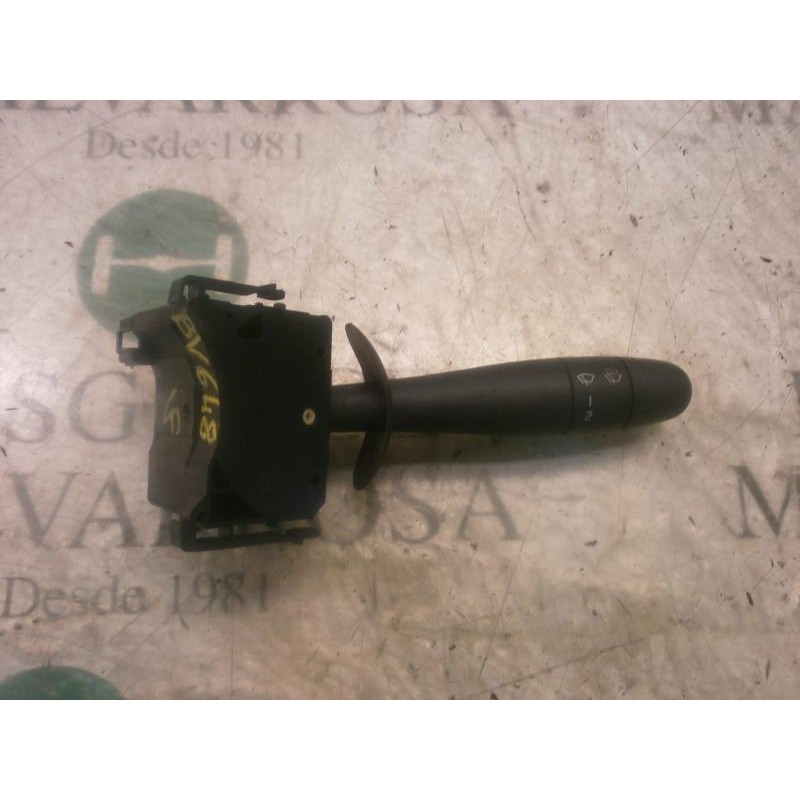 Recambio de mando limpia para opel vivaro combi 2.7t corto referencia OEM IAM   