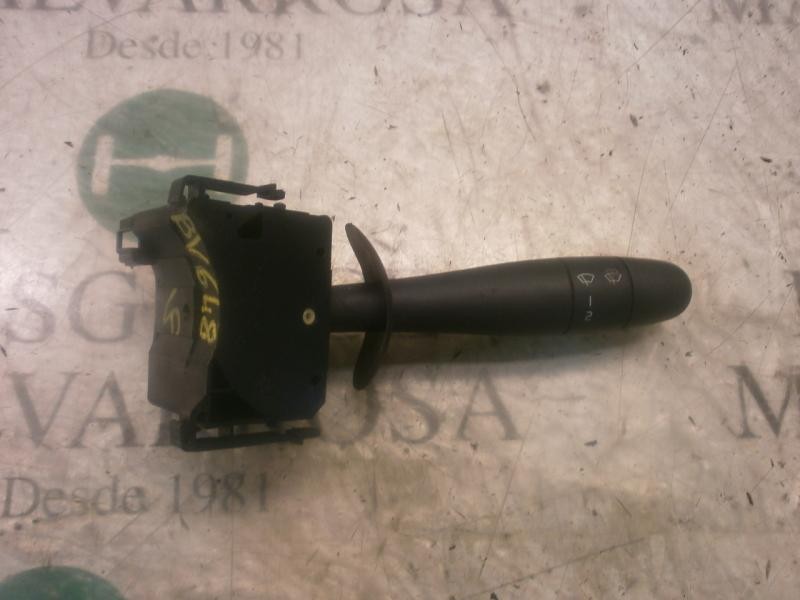 Recambio de mando limpia para opel vivaro combi 2.7t corto referencia OEM IAM   