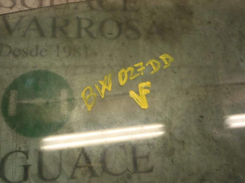 Recambio de cristal puerta delantero derecho para volkswagen polo (9n1) highline referencia OEM IAM   