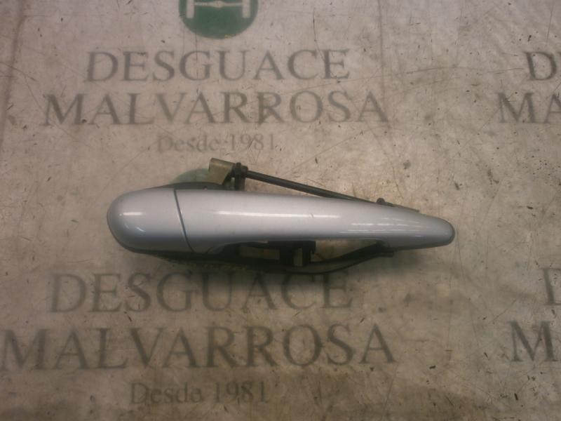 Recambio de maneta exterior delantera derecha para bmw serie 3 berlina (e46) 320d referencia OEM IAM 51217002272  