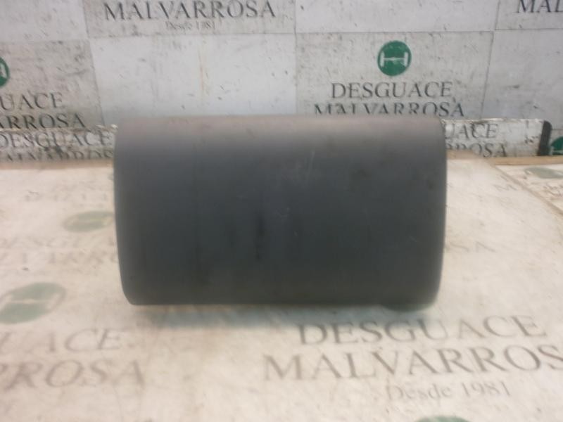 Recambio de guantera para nissan cabstar 3.0 td referencia OEM IAM   