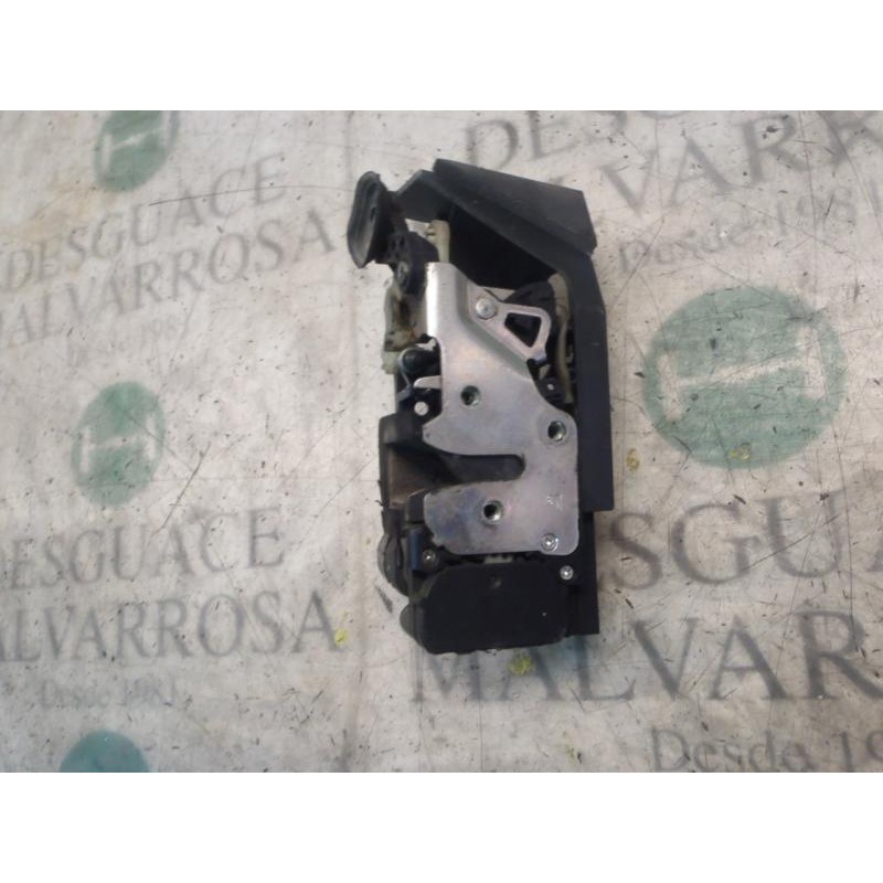 Recambio de cerradura puerta trasera izquierda para alfa romeo 156 1.9 jtd 16v progression referencia OEM IAM   