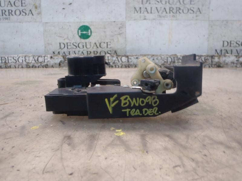 Recambio de cerradura puerta trasera derecha para alfa romeo 156 1.9 jtd 16v progression referencia OEM IAM   