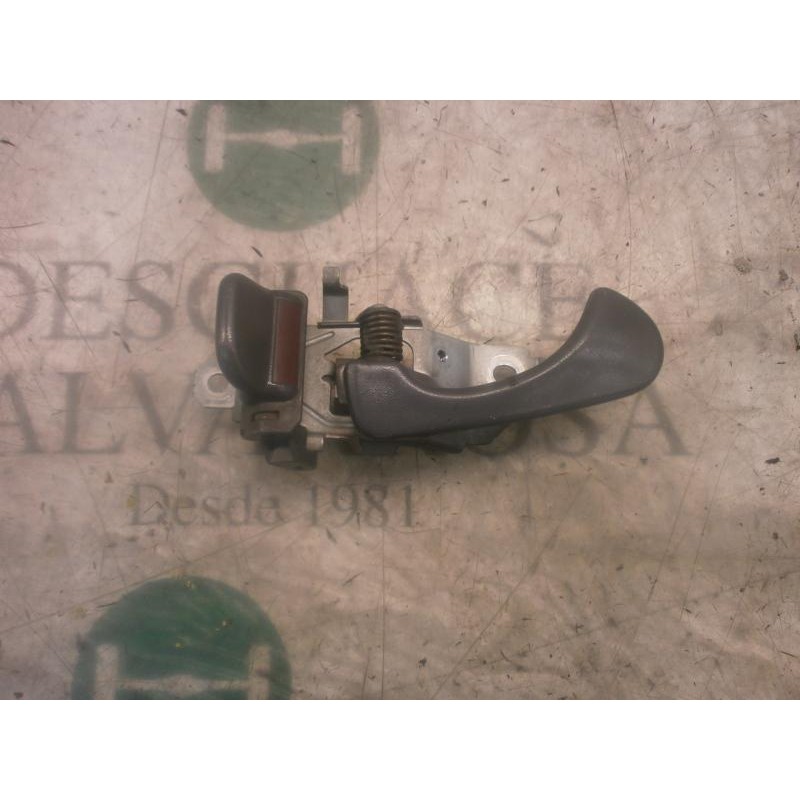 Recambio de maneta interior delantera izquierda para mitsubishi montero sport (k90) 2.5 td gls referencia OEM IAM   