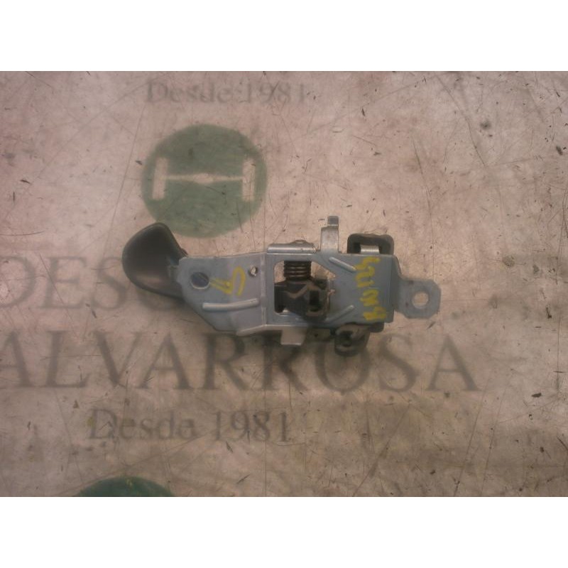 Recambio de maneta interior delantera izquierda para mitsubishi montero sport (k90) 2.5 td gls referencia OEM IAM   