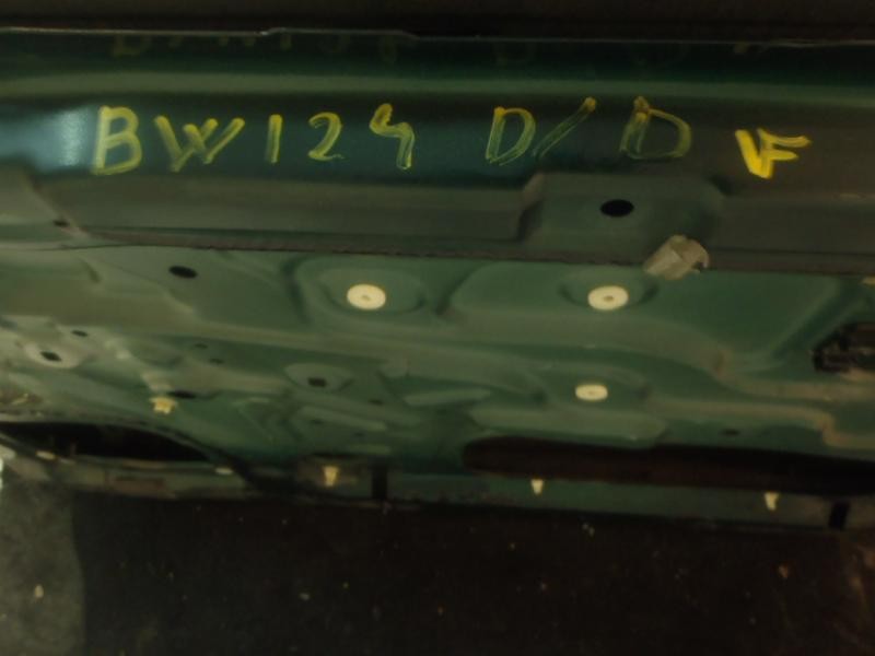 Recambio de puerta delantera derecha para mitsubishi montero sport (k90) 2.5 td gls referencia OEM IAM   