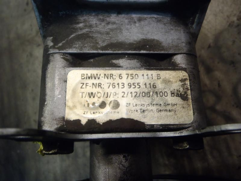Recambio de bomba direccion para bmw serie 3 berlina (e46) 318i referencia OEM IAM 32416750111 6750111B 7613955116