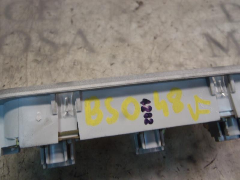 Recambio de piloto interior para renault scenic ii 1.9 dci diesel referencia OEM IAM   