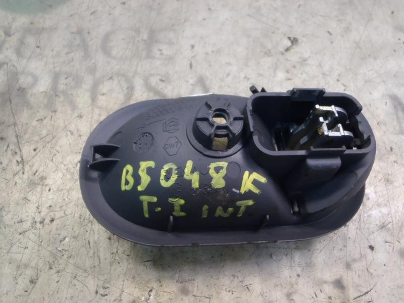 Recambio de maneta interior trasera izquierda para renault scenic ii 1.9 dci diesel referencia OEM IAM   