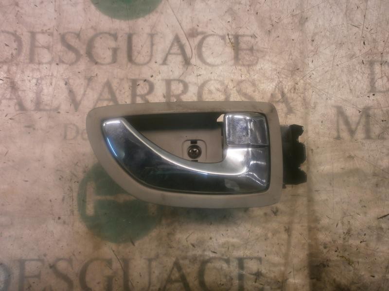 Recambio de maneta interior trasera derecha para kia opirus ex referencia OEM IAM 826203B020  