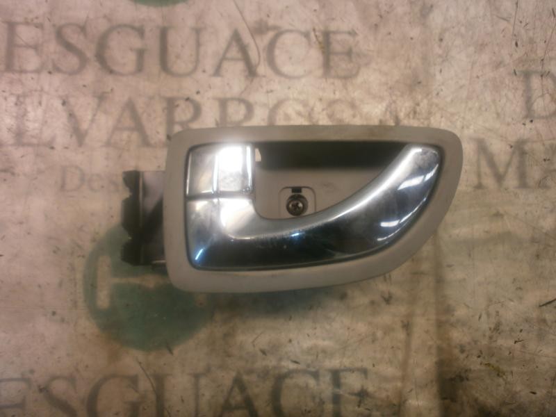Recambio de maneta interior trasera izquierda para kia opirus ex referencia OEM IAM 826103B020  