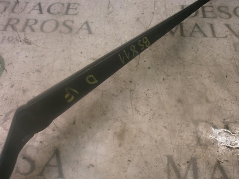 Recambio de brazo limpia delantero derecho para peugeot 207 xs referencia OEM IAM   