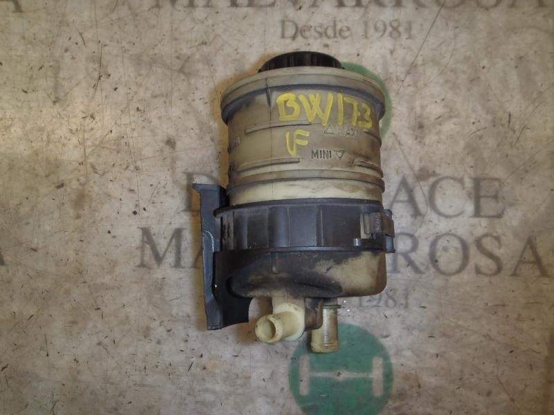 Recambio de deposito servo para opel vivaro combi 2.7t corto referencia OEM IAM   