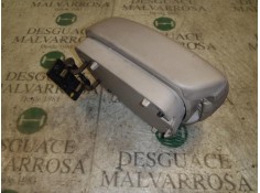 Recambio de apoyabrazos central para kia carens (un) emotion referencia OEM IAM 846601D0005T   2