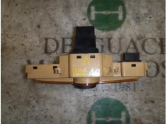 Recambio de warning para kia carens (un) emotion referencia OEM IAM 937901D100WK 937901D0002  2