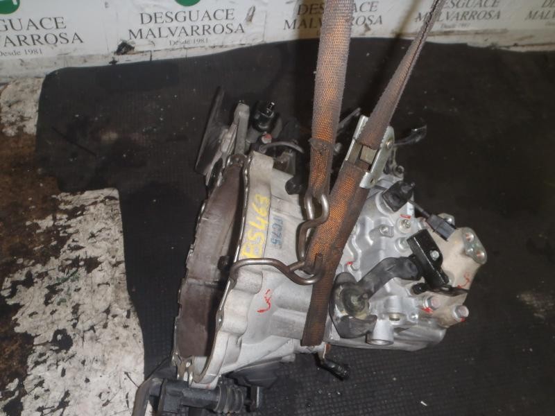 Recambio de caja cambios para hyundai accent (mc) gl crdi referencia OEM IAM 4300023274 0032619 