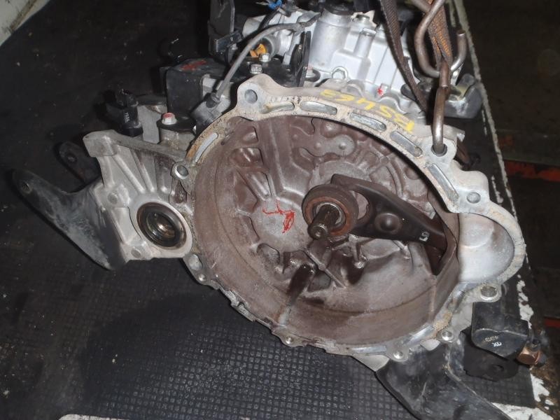 Recambio de caja cambios para hyundai accent (mc) gl crdi referencia OEM IAM 4300023274 0032619 