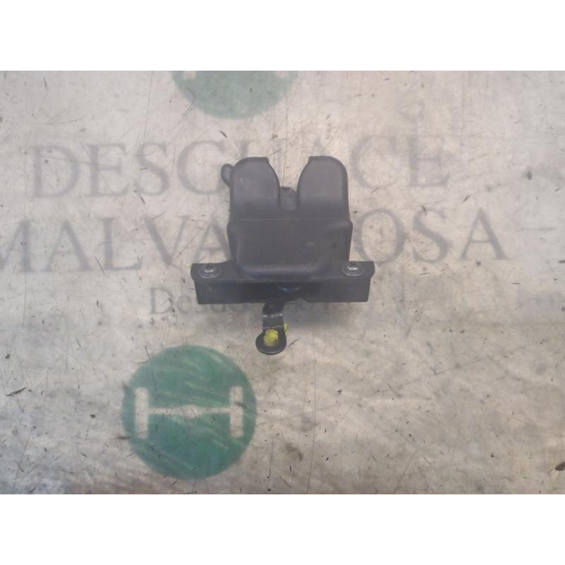 Recambio de cerradura maletero / porton para hyundai accent (mc) gl crdi referencia OEM IAM 812301E000  