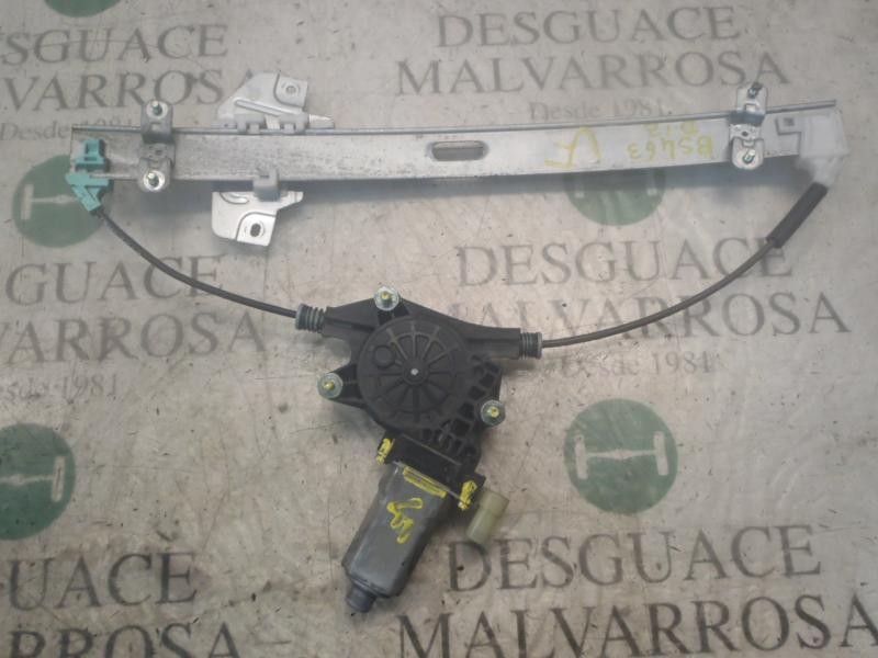 Recambio de elevalunas delantero izquierdo para hyundai accent (mc) gl crdi referencia OEM IAM 824011G010 07D050637 07D050637