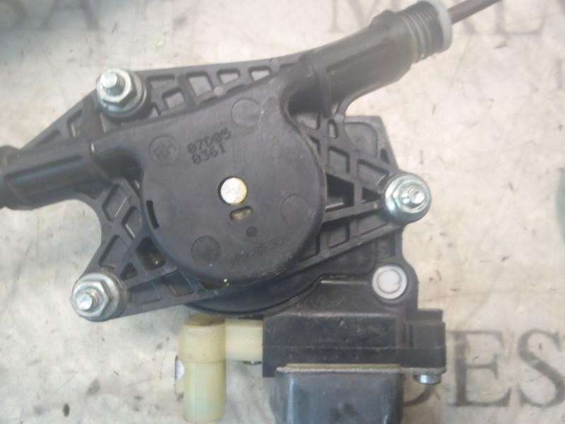 Recambio de elevalunas trasero derecho para hyundai accent (mc) gl crdi referencia OEM IAM 834021G010 07D050361 07D050361