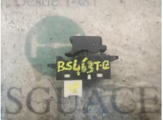 Recambio de mando elevalunas trasero izquierdo para hyundai accent (mc) gl crdi referencia OEM IAM 935801E001 202005491 20200549 2