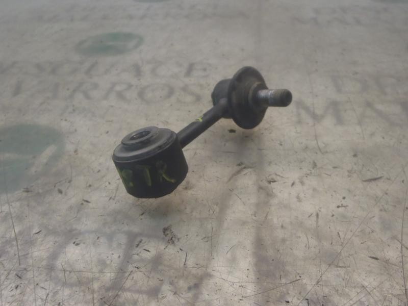 Recambio de tirante trasero izquierdo para mazda 6 berlina (gg) 1.8 active (4-ptas.) referencia OEM IAM GJ6A28170A  