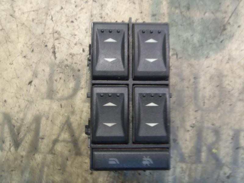 Recambio de mando elevalunas delantero izquierdo para ford mondeo berlina (ge) ambiente referencia OEM IAM   