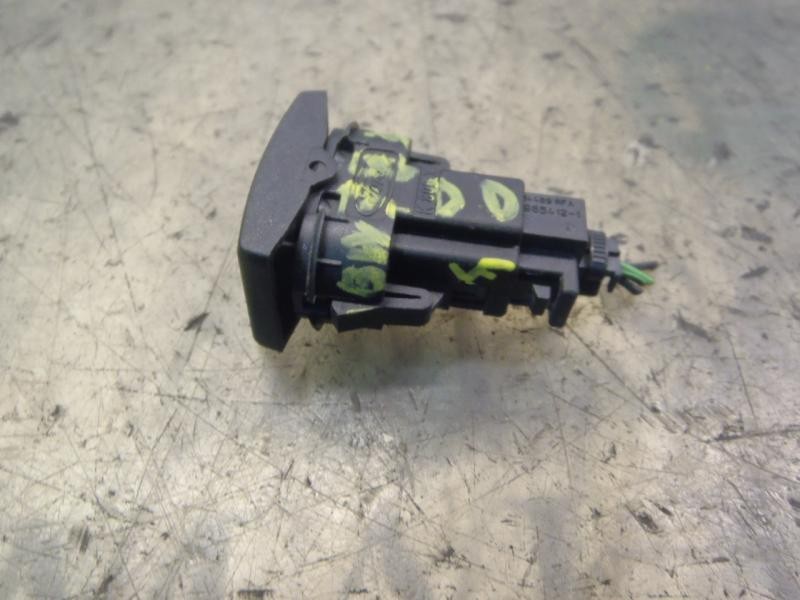 Recambio de mando elevalunas delantero derecho para ford mondeo berlina (ge) ambiente referencia OEM IAM   