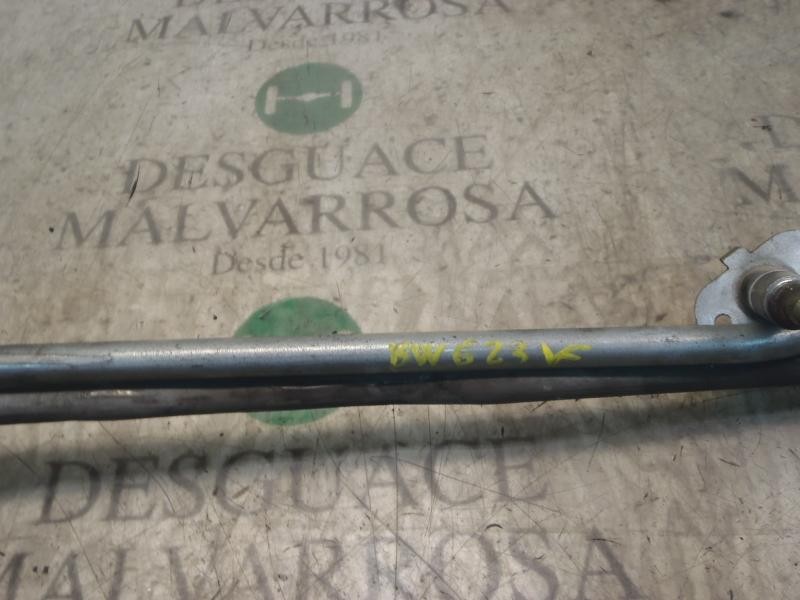 Recambio de articulacion limpia delantero para nissan cabstar 3.0 td referencia OEM IAM   