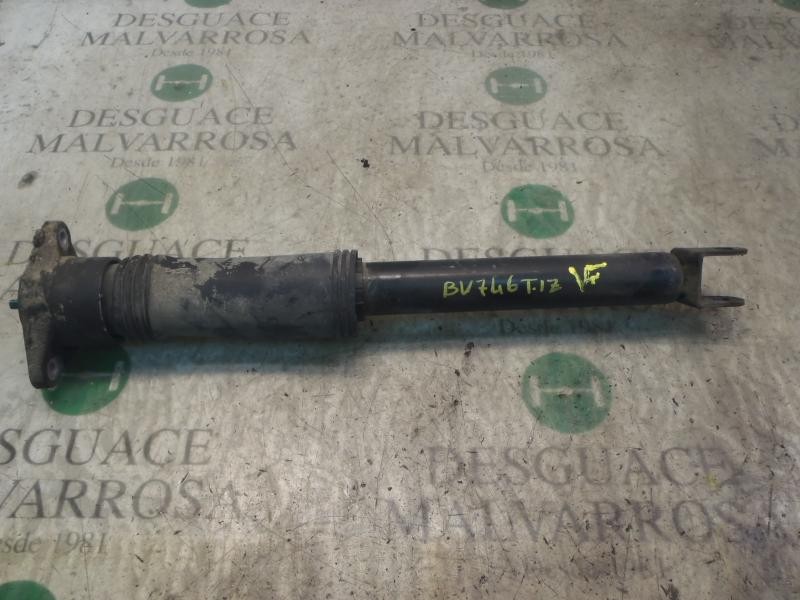 Recambio de amortiguador trasero izquierdo para kia carens (un) emotion referencia OEM IAM 553111D020  