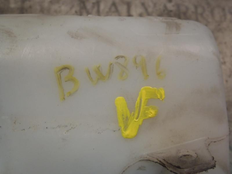 Recambio de deposito limpia para opel corsa c club referencia OEM IAM   