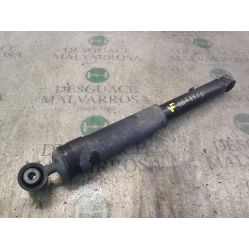 Recambio de amortiguador trasero derecho para renault laguna grandtour iii 1.5 dci diesel referencia OEM IAM   