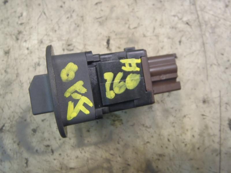 Recambio de modulo electronico para renault grand modus 1.2 16v referencia OEM IAM 681995427R 8200169589 