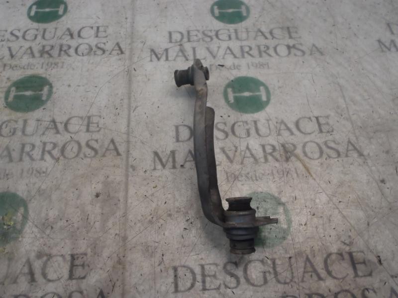 Recambio de brazo suspension inferior delantero izquierdo para renault modus confort dynamique referencia OEM IAM 8200127324  