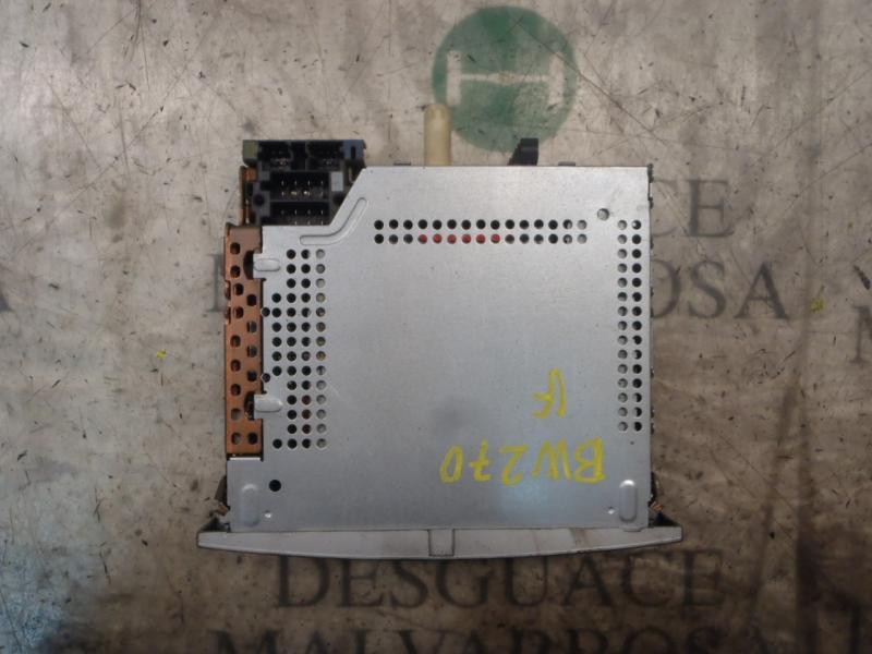 Recambio de sistema audio / radio cd para renault modus confort dynamique referencia OEM IAM 8200357388 8200357388TM741 