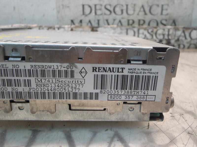 Recambio de sistema audio / radio cd para renault modus confort dynamique referencia OEM IAM 8200357388 8200357388TM741 