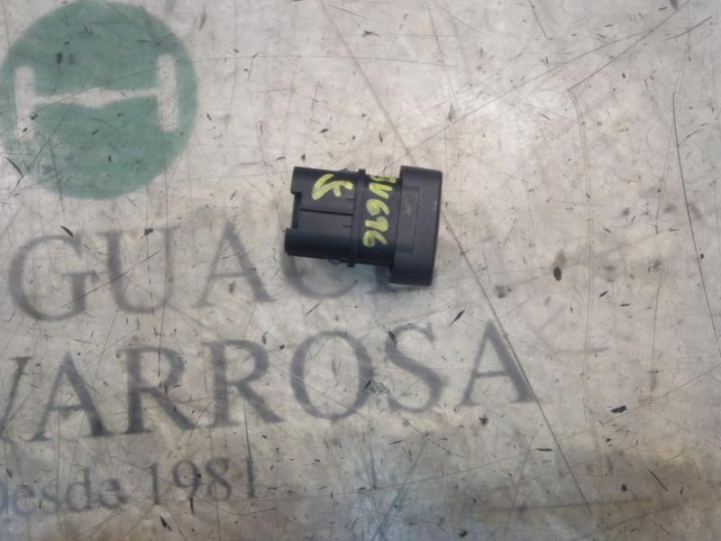 Recambio de warning para ford focus berlina (cap) ambiente (d) referencia OEM IAM   