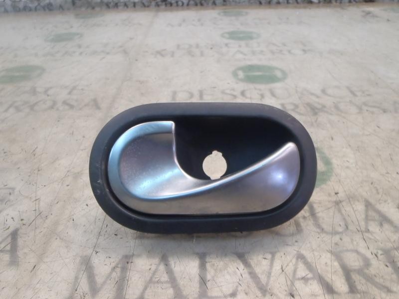Recambio de maneta interior trasera izquierda para renault scenic ii confort expression referencia OEM IAM   