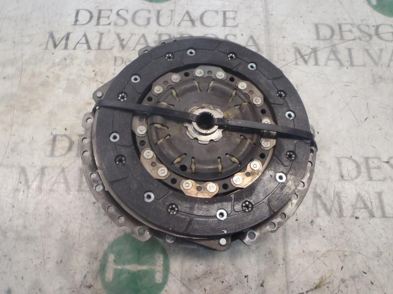 Recambio de kit embrague para opel astra h berlina essentia referencia OEM IAM   