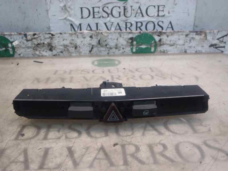 Recambio de warning para opel astra h berlina essentia referencia OEM IAM   