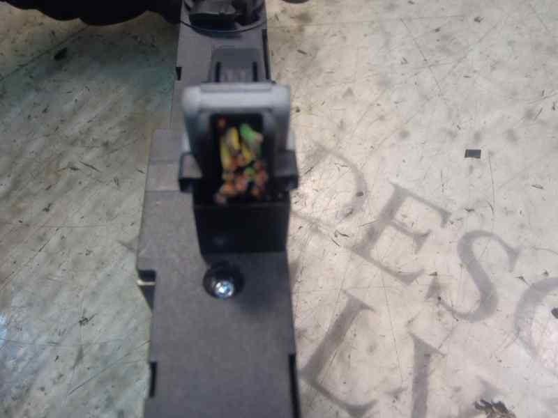 Recambio de warning para opel astra h berlina essentia referencia OEM IAM   