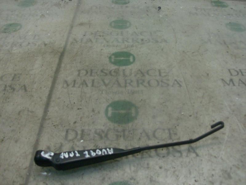 Recambio de brazo limpia trasero para nissan kubistar (x76) premium (l1) referencia OEM IAM   