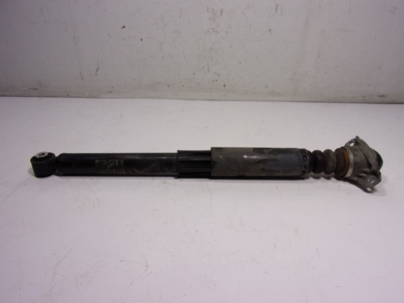Recambio de amortiguador trasero izquierdo para audi q2 (gab) 1.6 tdi referencia OEM IAM 5Q0513049HE 5Q0512013KD 